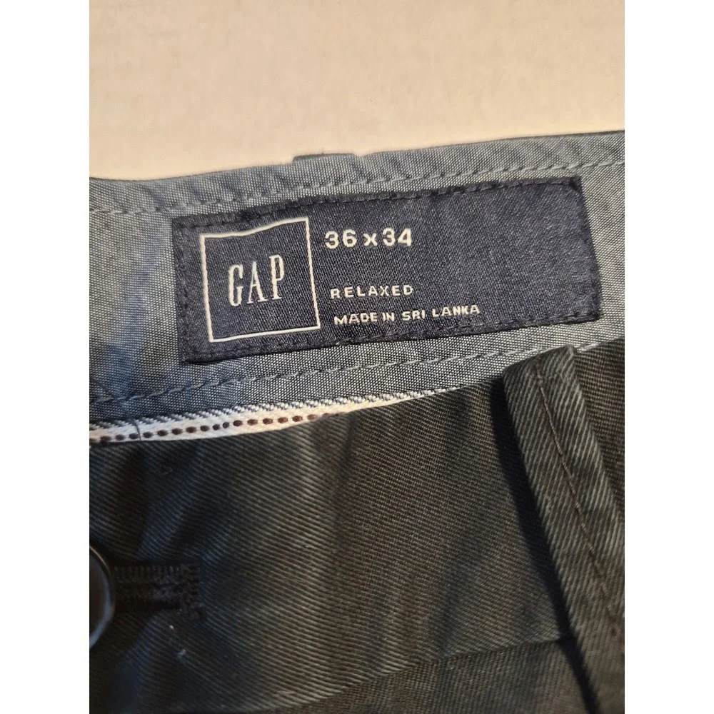GAP Straight Leg Jeans Mens 36x34 Relaxed Clean Khaki True Black Zip‎ Fly
